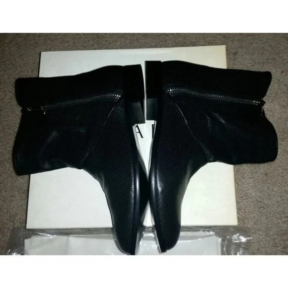 Casadei Black Leather Mesh Look 2 Style Ankle Boot, Sz 40 / IT 10 / US 9.5 - Picture 9 of 12